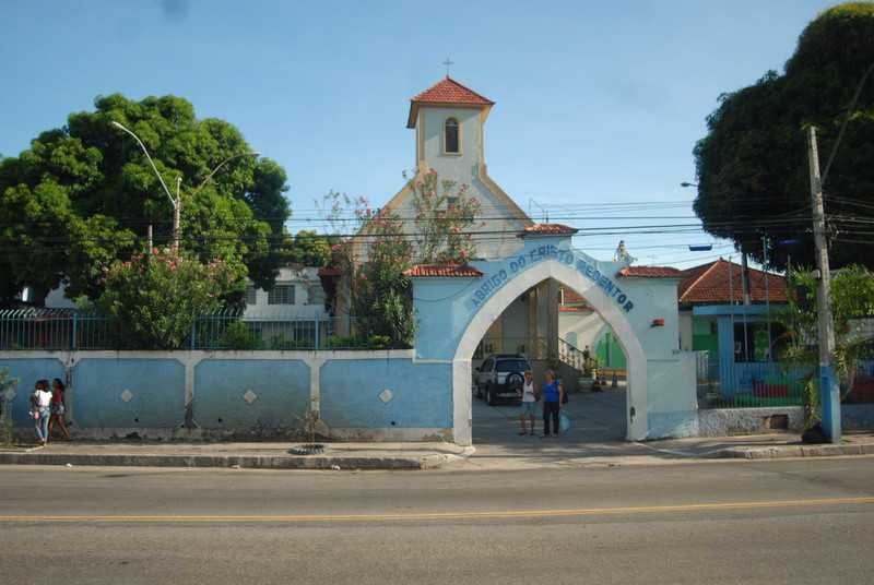 Professor agredido em sala de aula vai receber homenagem em SG