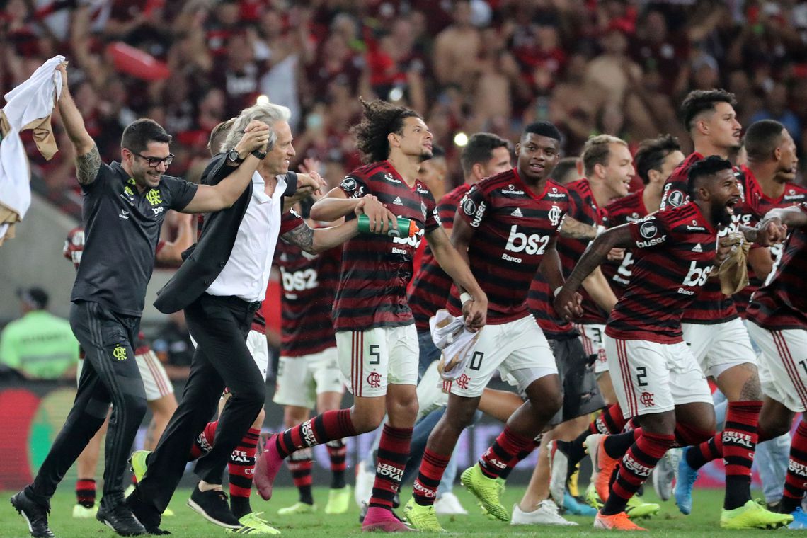 Flamengo goleia Grêmio e está na final da Copa Libertadores